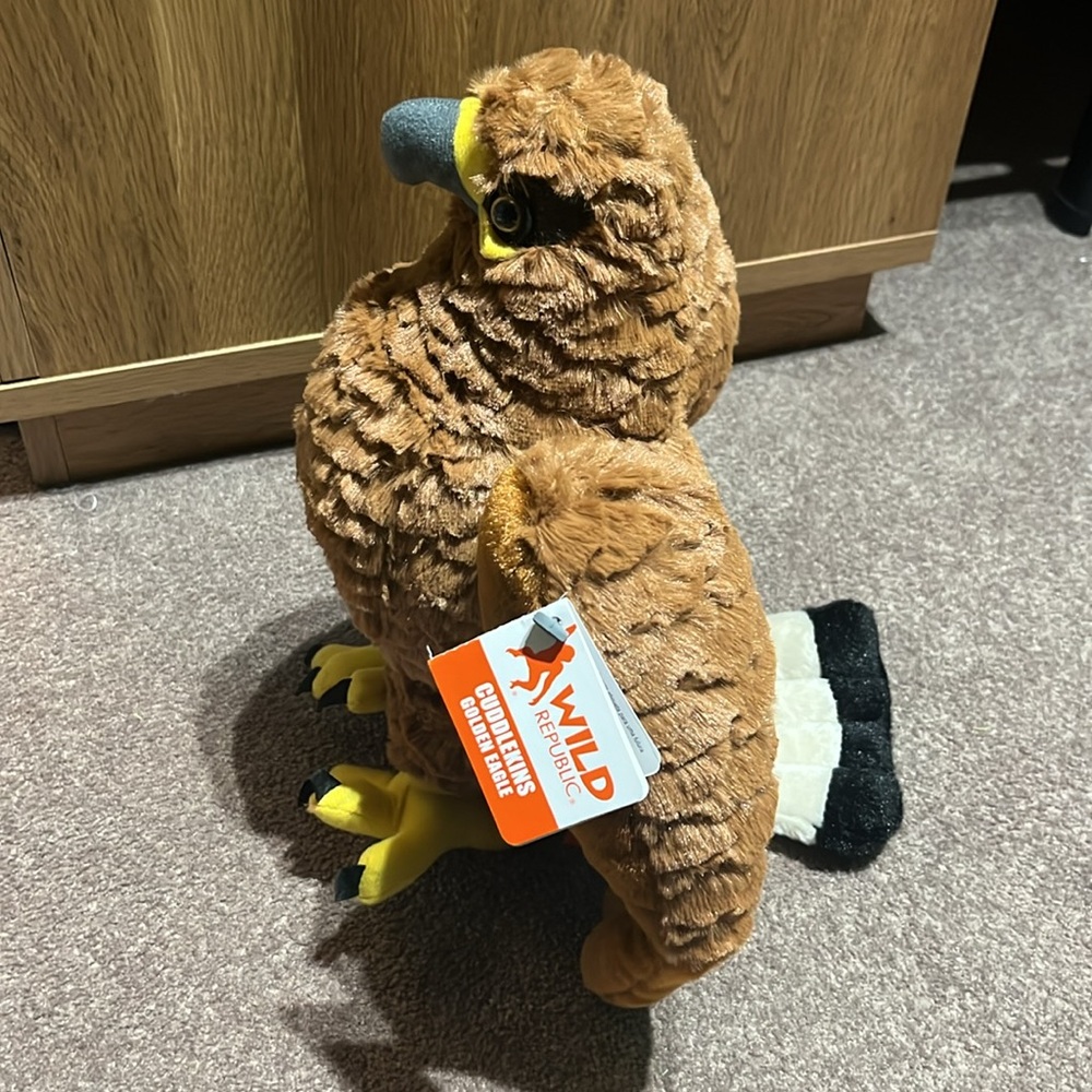 Golden eagle plush - Picture 2 of 6